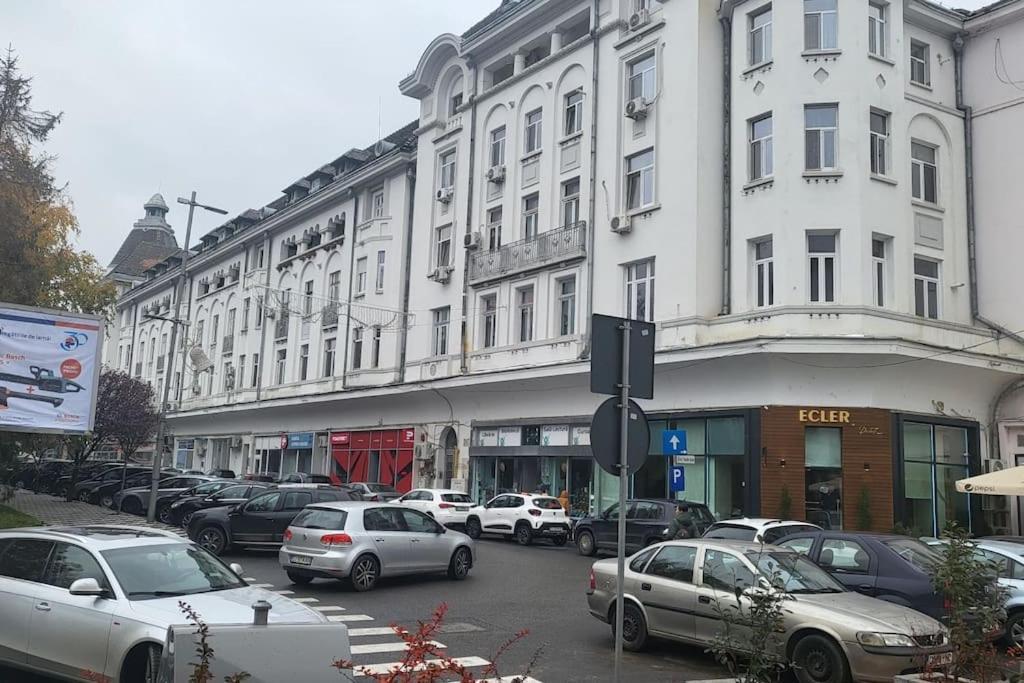 Garsoniera Centru Vechi English Park Craiova Eksteriør bilde